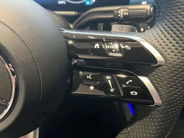 Mercedes-Benz GLA 200 AMG Line