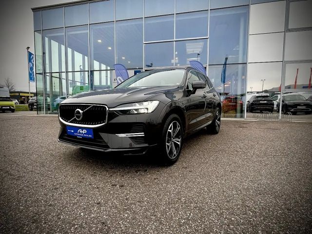 Volvo XC60 Momentum