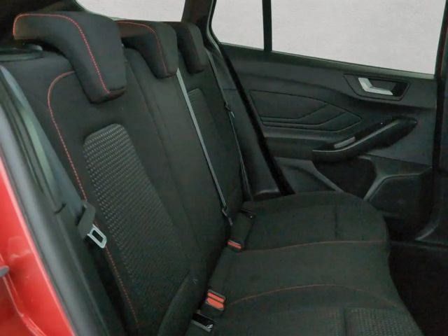 Ford Focus EcoBoost ST Line Wagon