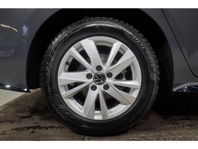 Volkswagen Touran 1.5 TSI Highline R-Line