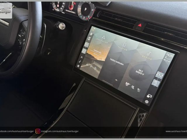 Land Rover Range Rover Velar SE