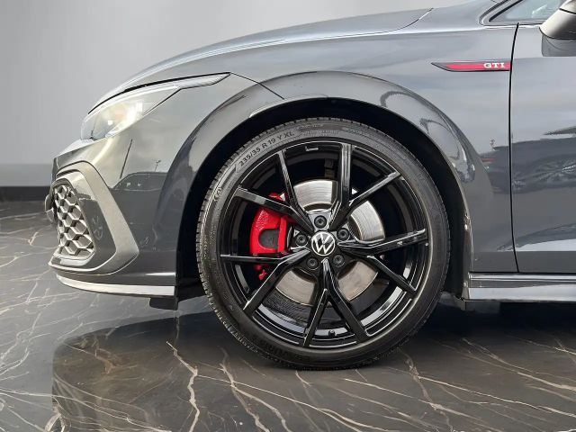 Volkswagen Golf GTI Style