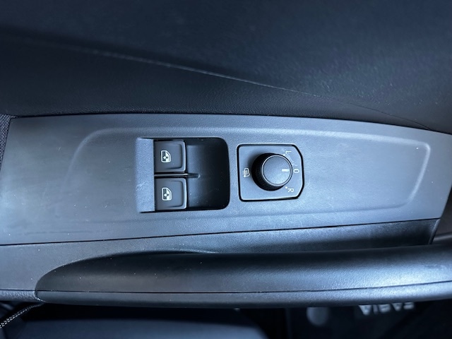 Skoda Fabia Fabia Essence PDC;CARPLAY;FSE;LED