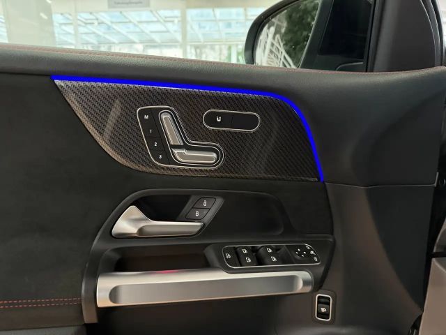 Mercedes-Benz GLB 200 AMG Line GLB 200 d