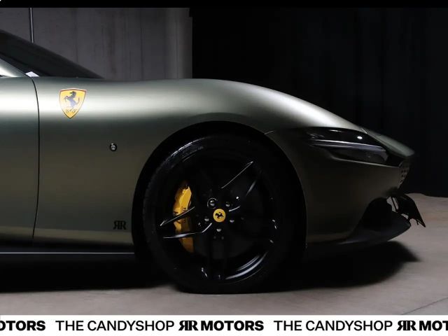 Ferrari Roma Spider
