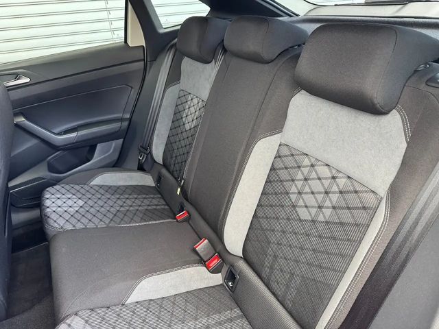 Volkswagen Taigo 1.5 TSI DSG R-Line