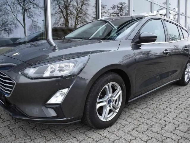 Ford Focus Cool & Connect