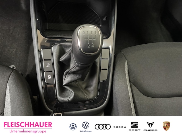 Skoda Fabia 1.0 Essence LED DAB Tel.-Vorb. SHZ Klima PDC Lichtsensor USB Apple CarPlay Android Auto