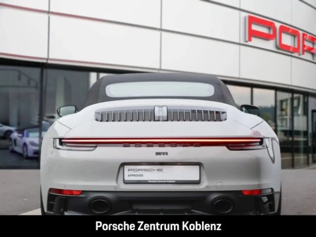 Porsche 992 Cabrio Carrera GTS