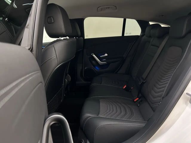 Mercedes-Benz CLA 180 Shooting Brake