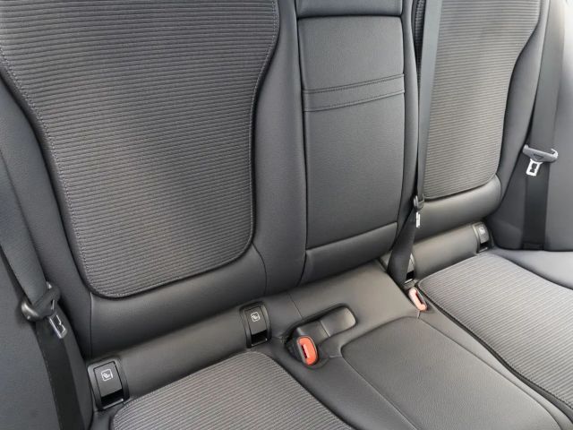 Mercedes-Benz C 200 AVANTGARDE C 200 d Estate