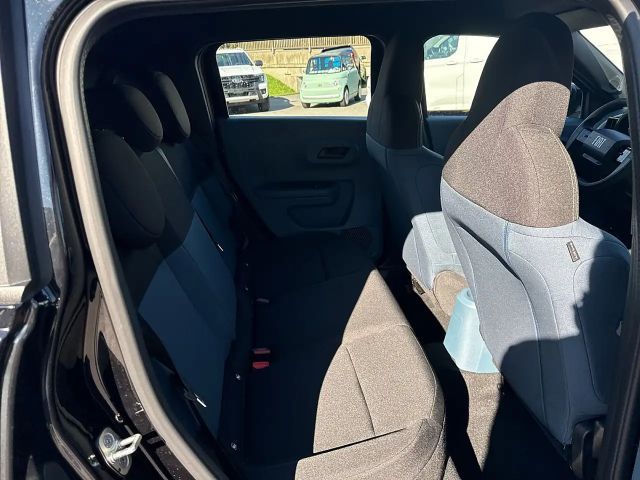 Fiat Grande Panda Hybrid mHEV 110 6-Gang eDCT Icon