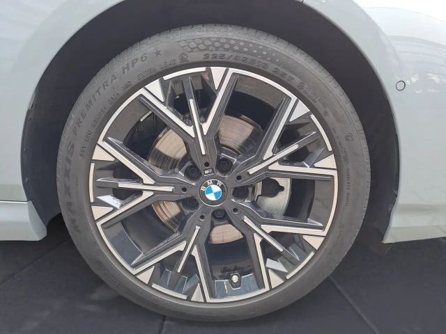 BMW 120 120i M-Sport Sedan