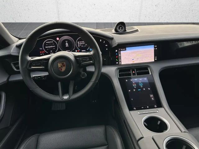 Porsche Taycan 4 Cross Turismo