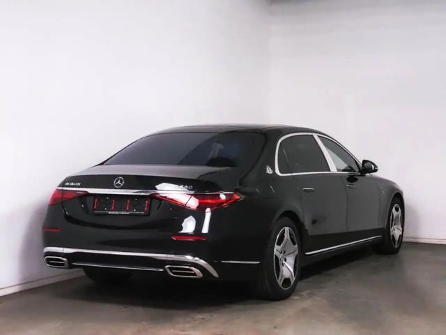 Mercedes-Benz S 680 Sedan