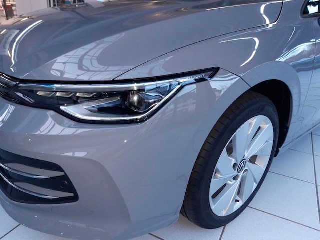 Volkswagen Golf DSG Life Variant