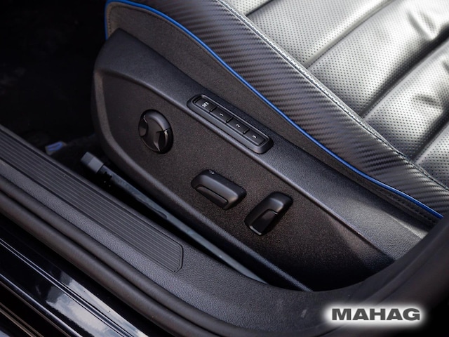 Volkswagen Golf 2.0 TSI DSG Golf VIII IQ.Drive