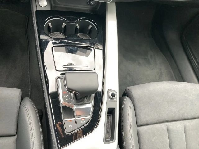 Audi A4 40 TDI Quattro S-Line