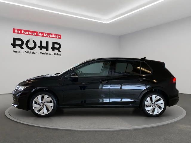 Volkswagen Golf 1.5 TSI BMT Golf VIII