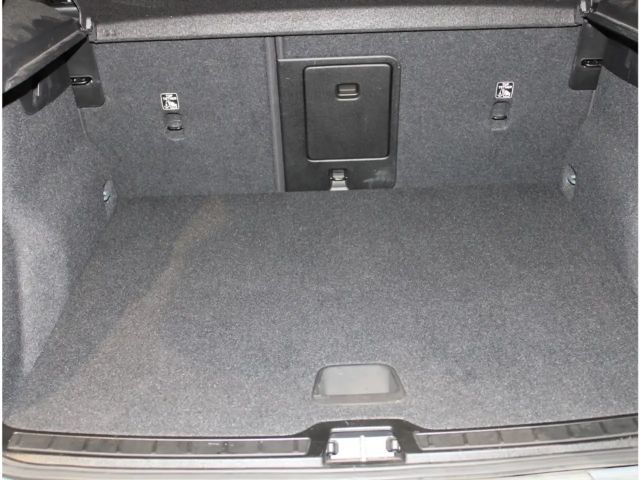 Volvo XC40 Dark Plus Recharge T5