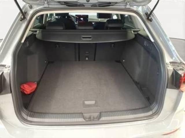 Volkswagen Golf 1.5 eTSI Golf VIII Variant