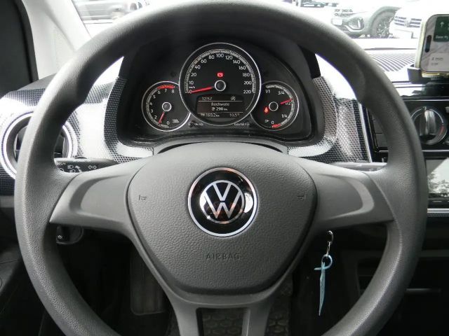 Volkswagen up! Move Move up!