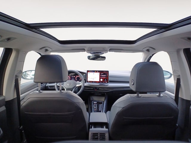 Volkswagen Golf 1.5 eTSI DSG Variant