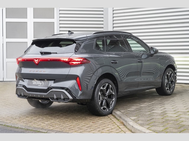 Cupra Terramar 1.5 e-Hybrid