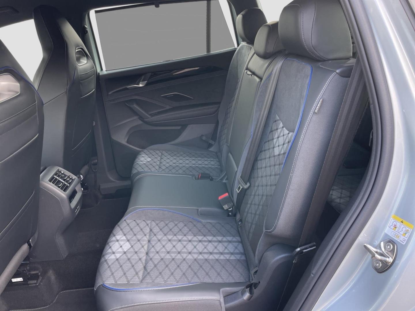 Volkswagen Tayron 2.0 TSI 4Motion DSG R-Line