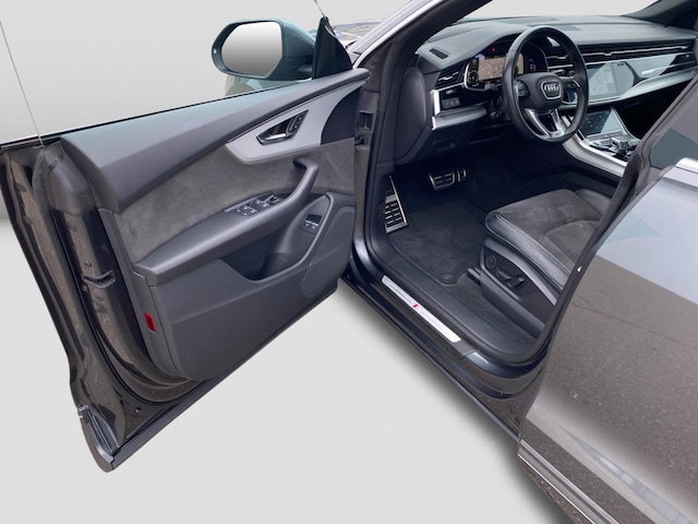 Audi Q8 55 TFSI Hybride Quattro