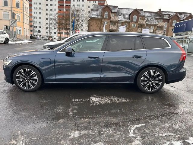 Volvo V60 AWD Plus T6
