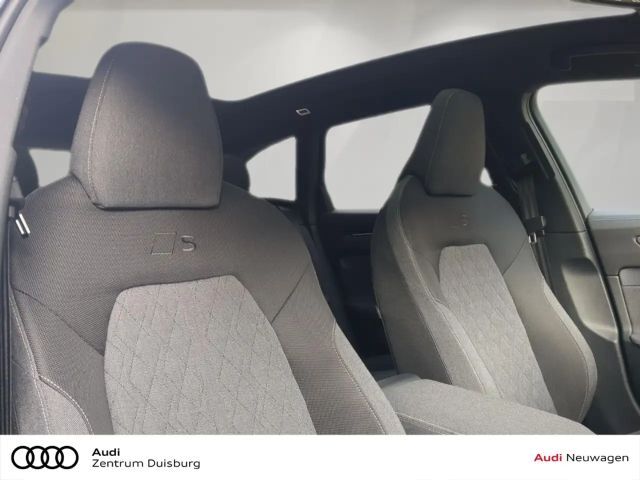 Audi A6 Avant Quattro S-Tronic