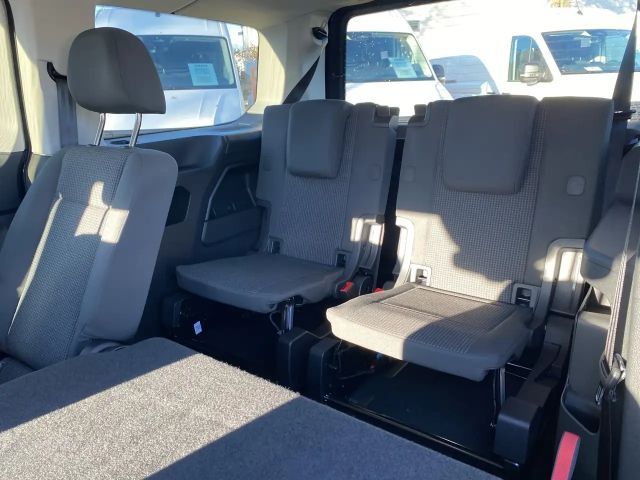 Volkswagen Caddy 1.5 TSI DSG Family Maxi