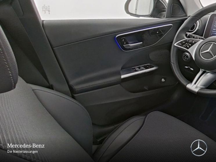 Mercedes-Benz C 200 AVANTGARDE C 200 d Estate