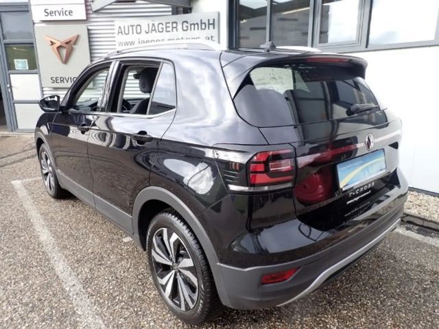 Volkswagen T-Cross Style