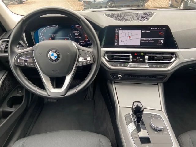 BMW 320 320d Advantage pakket
