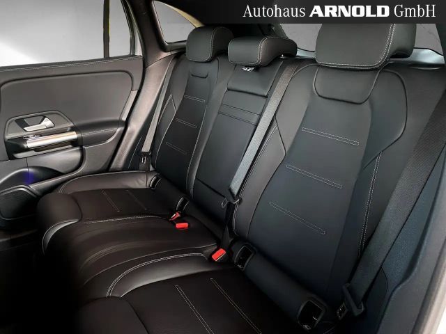 Mercedes-Benz EQA 300 4MATIC AMG Line