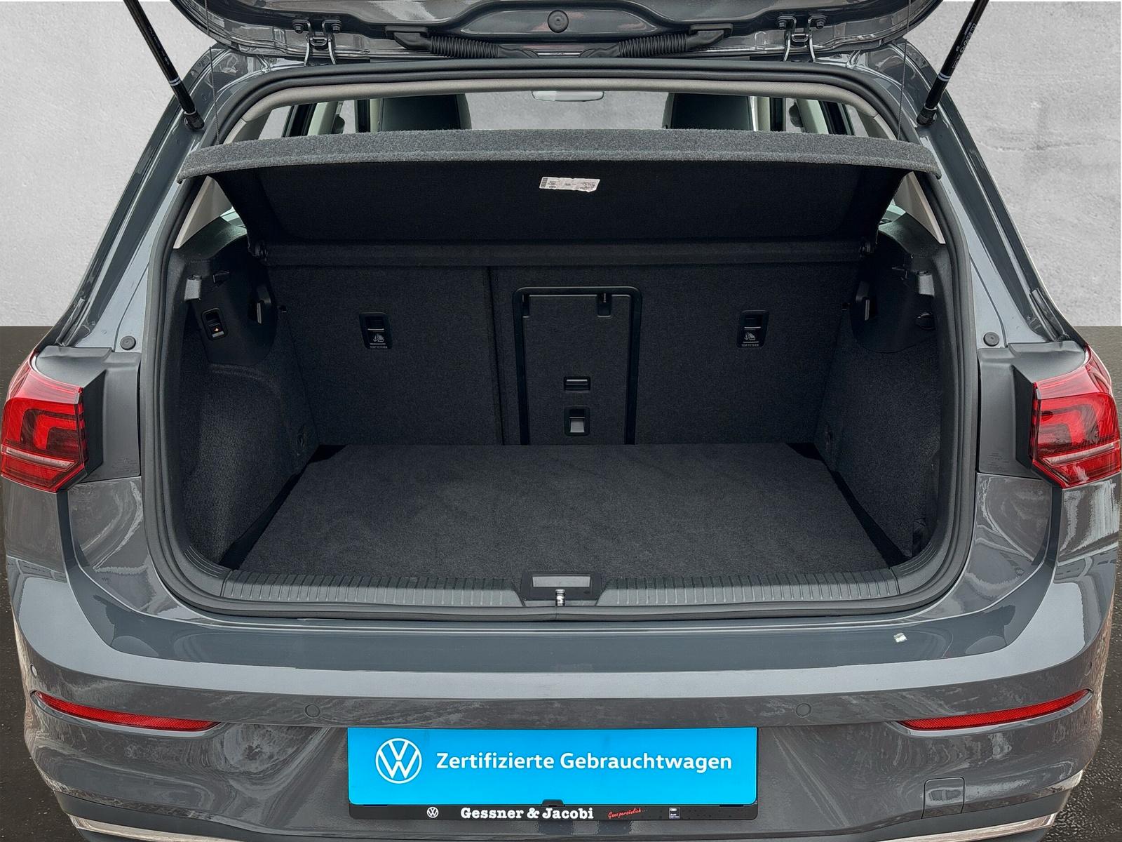 Volkswagen Golf 1.5 eTSI Style