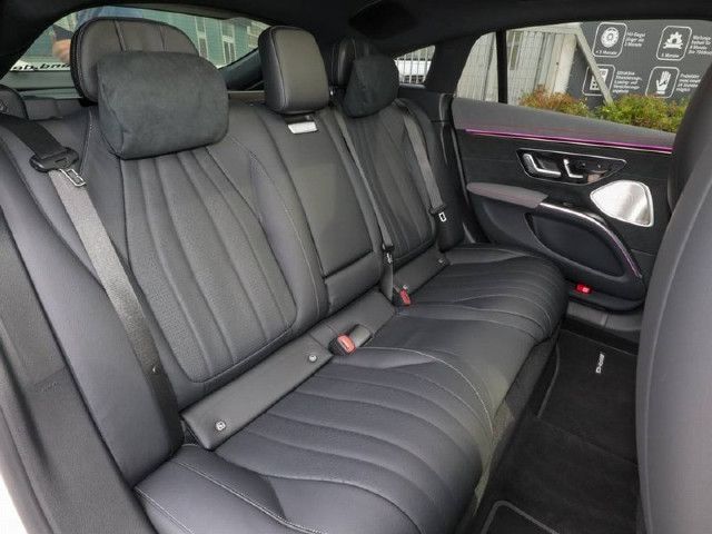 Mercedes-Benz EQS 450 Sedan