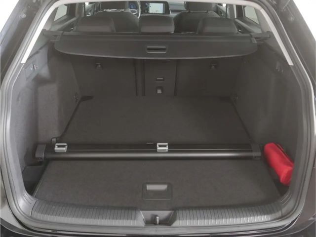 Volkswagen Golf 2.0 TSI DSG Style Variant