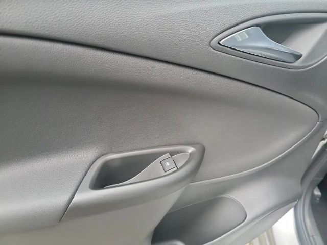 Opel Astra Sports Tourer