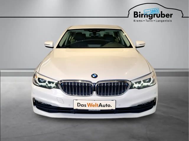 BMW 530 530e Sedan iperformance
