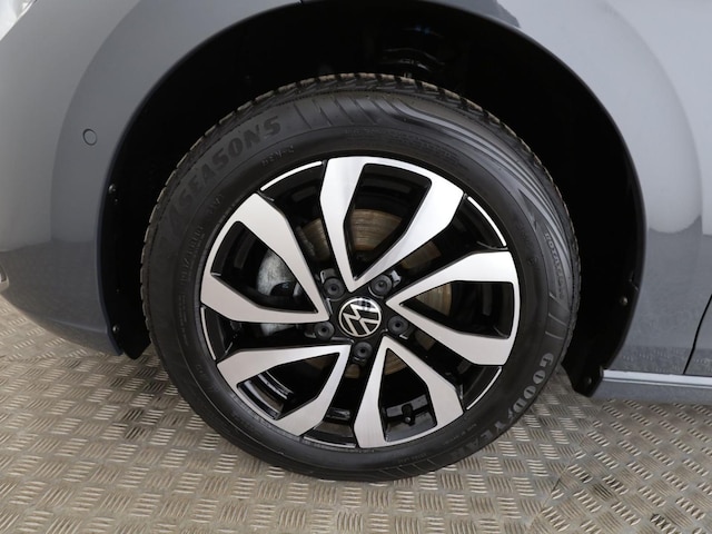 Volkswagen Golf 1.5 TSI Golf VIII