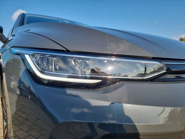 Volkswagen Golf 1.5 eTSI DSG Golf VIII