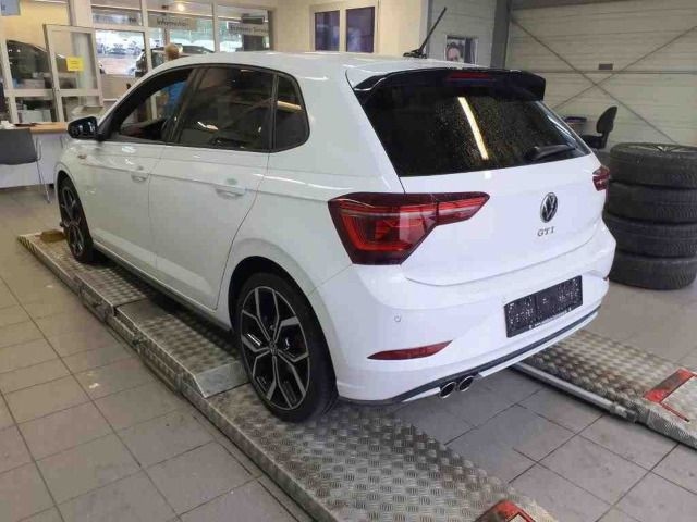 Volkswagen Polo 2.0 TSI DSG GTI IQ.Drive