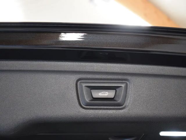 BMW 318 318d M-Sport Touring