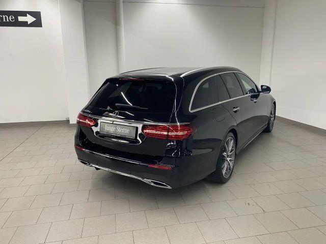 Mercedes-Benz E 220 AMG Line E 220 d Estate