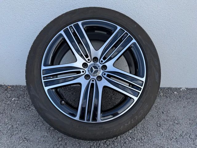 Mercedes-Benz EQC 400 4MATIC