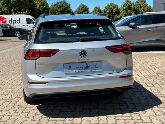 Volkswagen Golf 1.5 eTSI DSG Life Variant