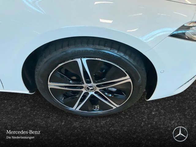 Mercedes-Benz A 200 A 200 d Progressive